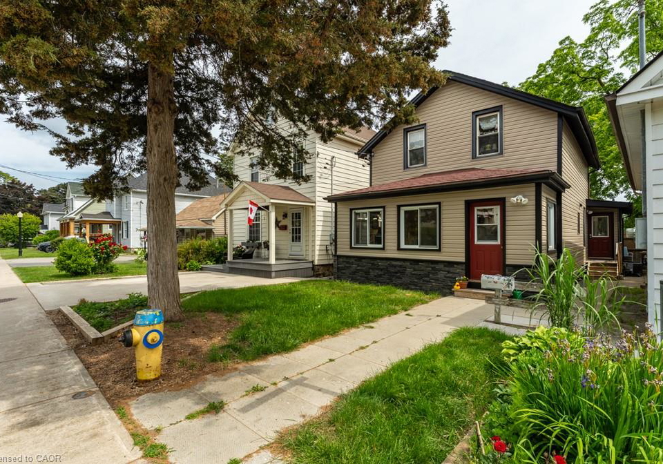 15-adelaide-street-grimsby-ontario-40811766