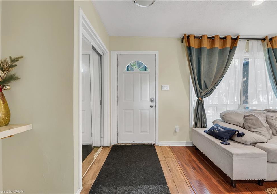 18-riverdale-drive-hamilton-ontario-40811771