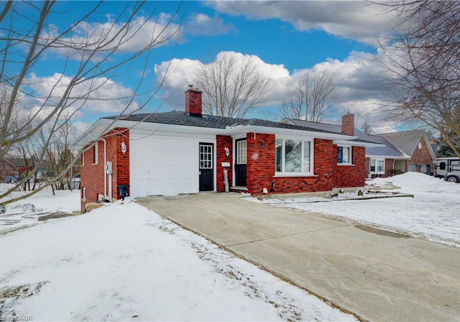 51-adelaide-street-linwood-ontario-40811892