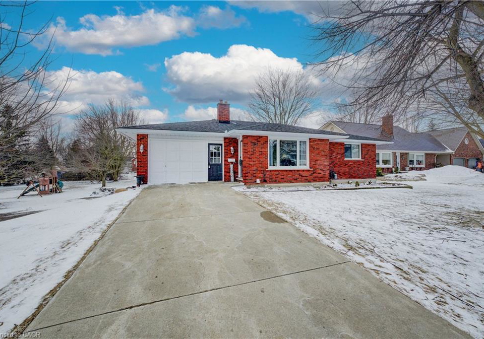 51-adelaide-street-linwood-ontario-40811892