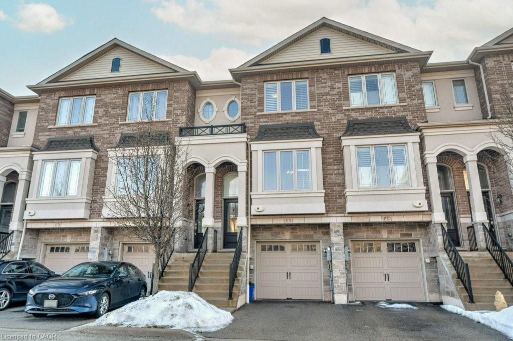 4174-galileo-common-burlington-ontario-40811931