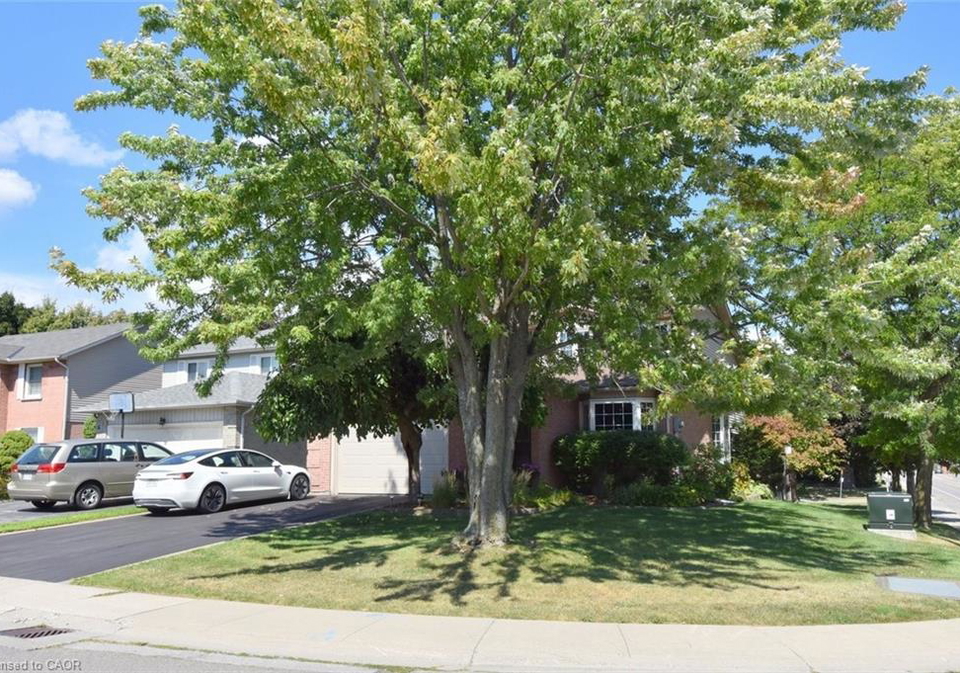 2-novoco-drive-hamilton-ontario-40811935