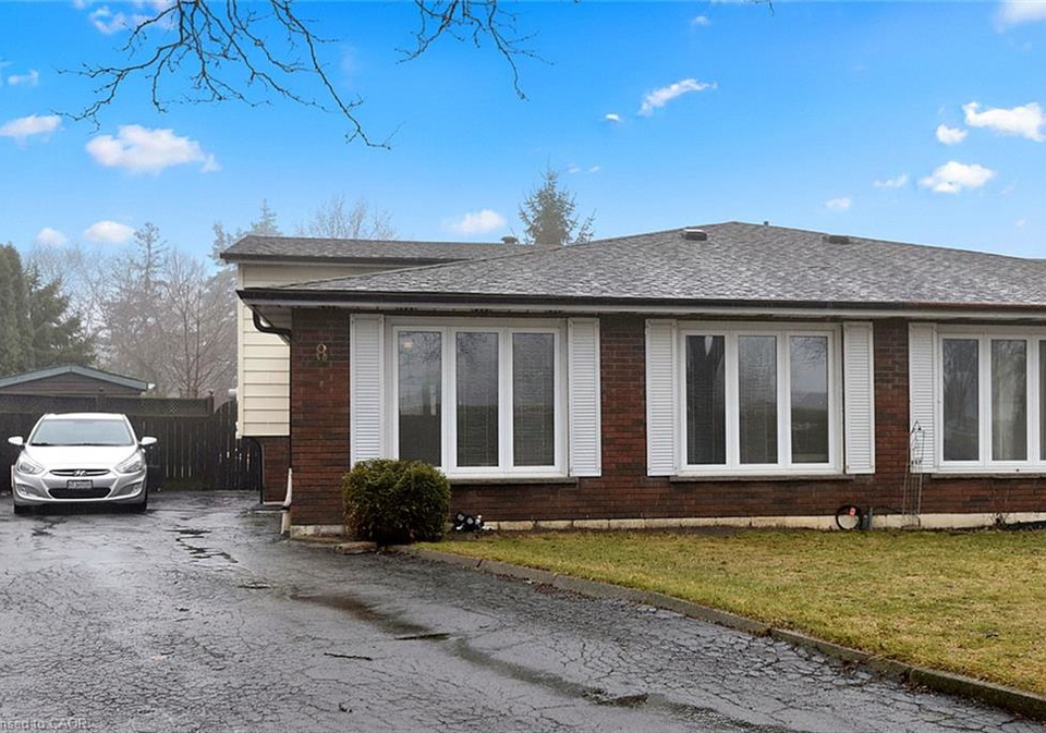 8-bala-place-hamilton-ontario-40811980