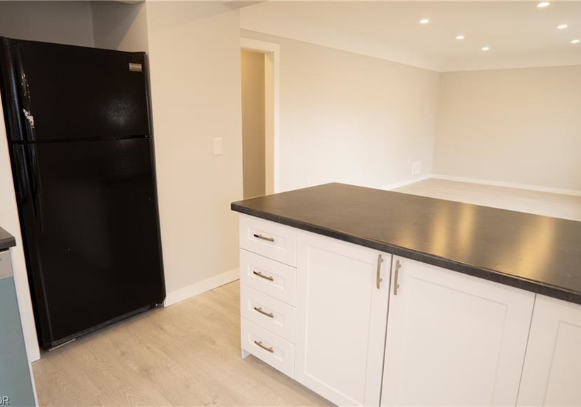 4-dunblane-avenue-st-catharines-ontario-40812024