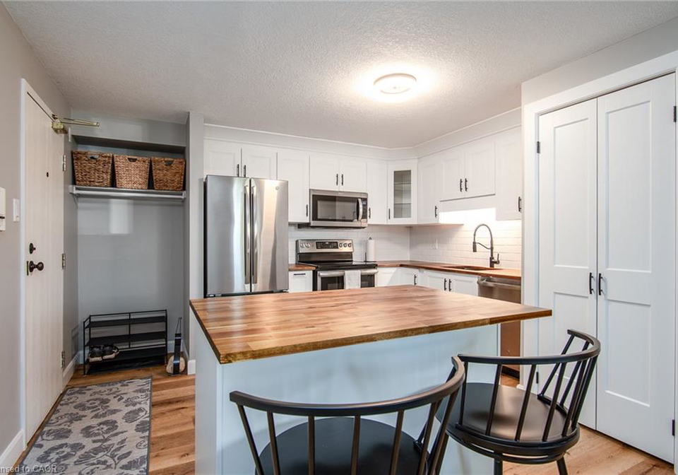 339-northlake-drive-waterloo-ontario-40812074
