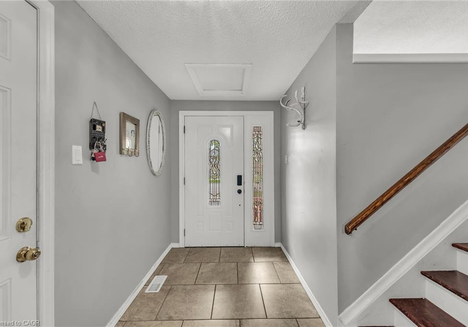22-john-murray-street-stoney-creek-ontario-40812095