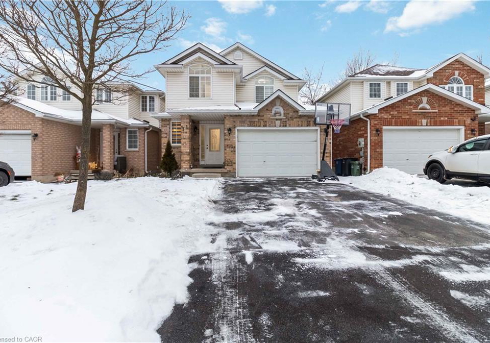 11-bond-court-guelph-ontario-40812112