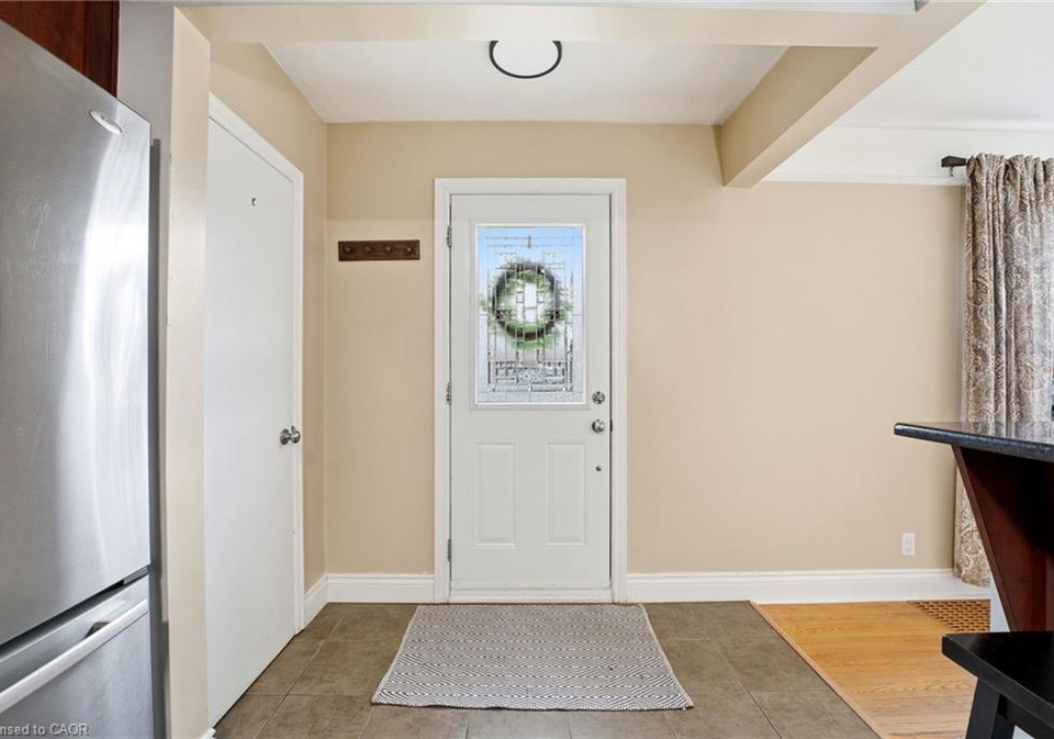 41-ridgewood-avenue-kitchener-ontario-40812125