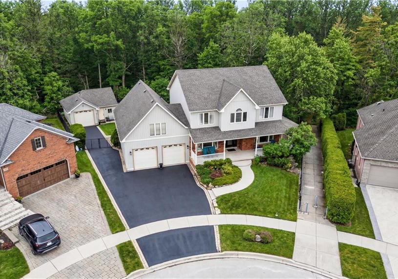 136-grindstone-way-waterdown-ontario-40812127
