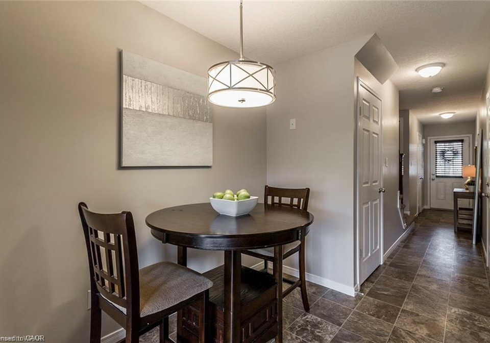508-beaumont-crescent-kitchener-ontario-40812250