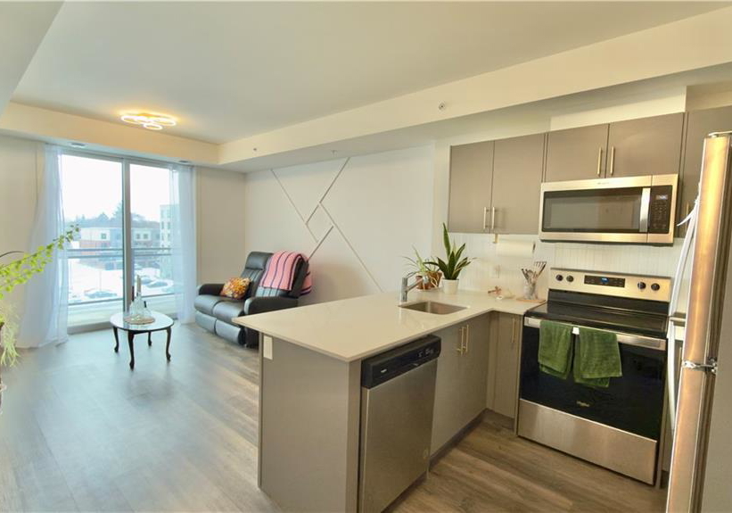 103-roger-street-waterloo-ontario-40812253