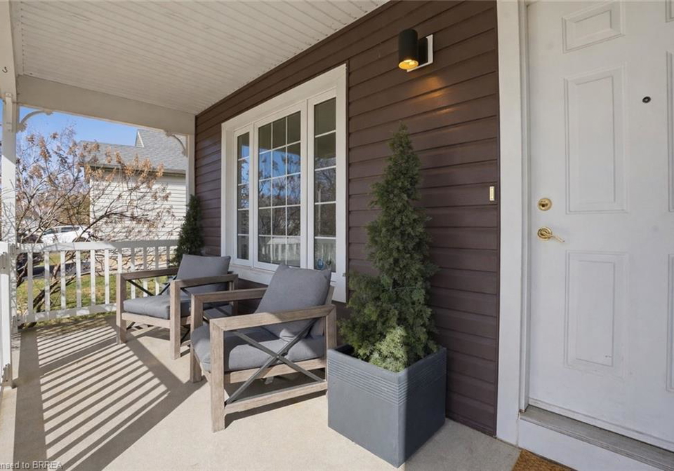 12-denby-road-port-dover-ontario-40812255