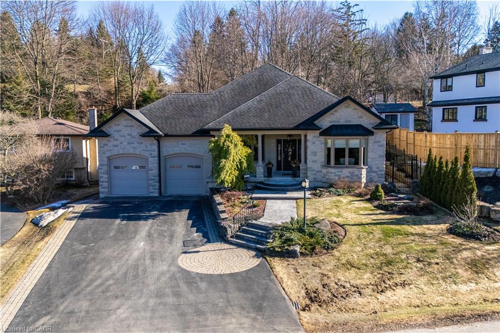 200-falling-brook-drive-ancaster-ontario-40812309