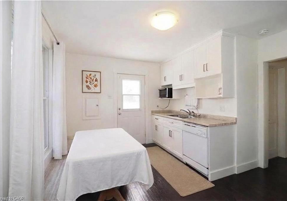 49-dietz-avenue-s-waterloo-ontario-40812350