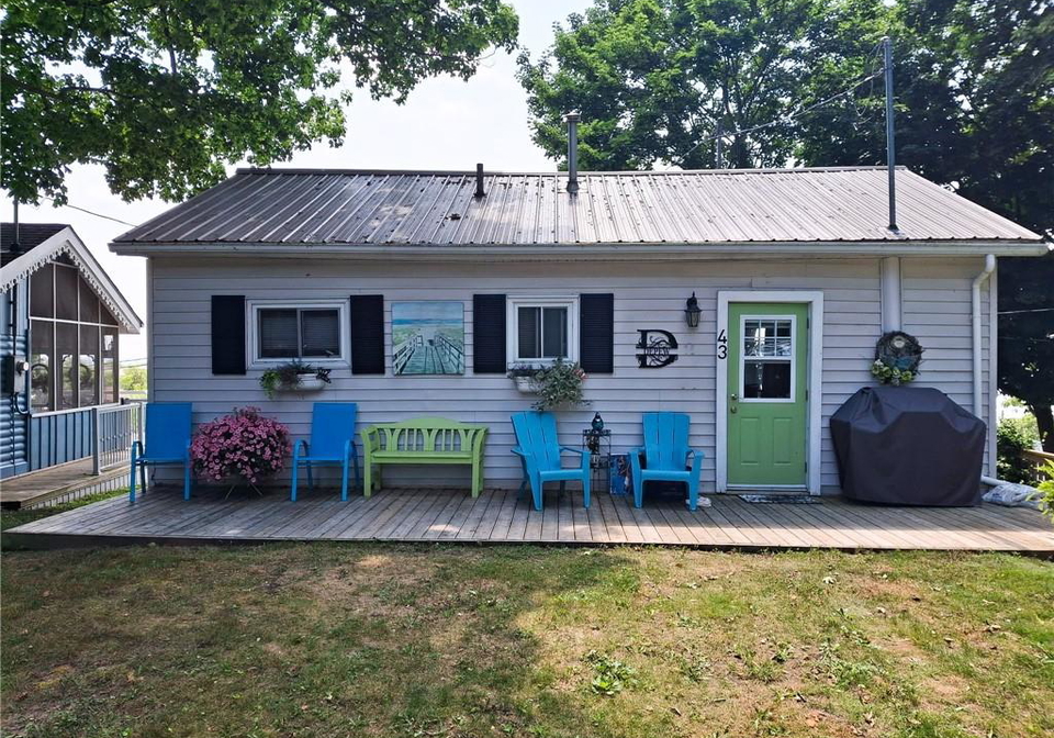 43-bucks-park-port-dover-ontario-40812371