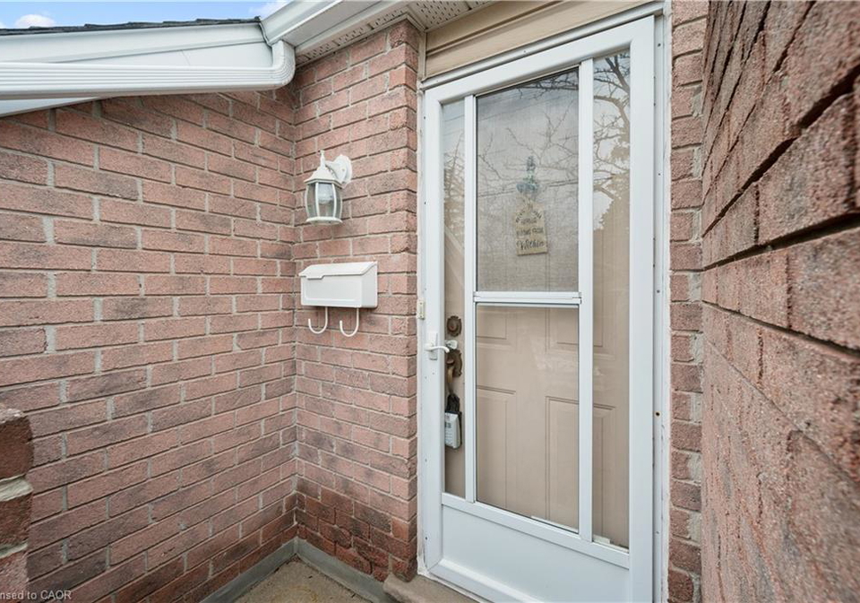 205-highland-crescent-kitchener-ontario-40812390