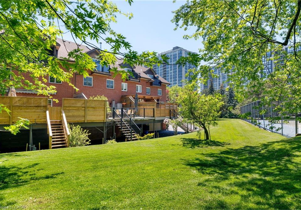 68-tradewind-drive-oakville-ontario-40812416