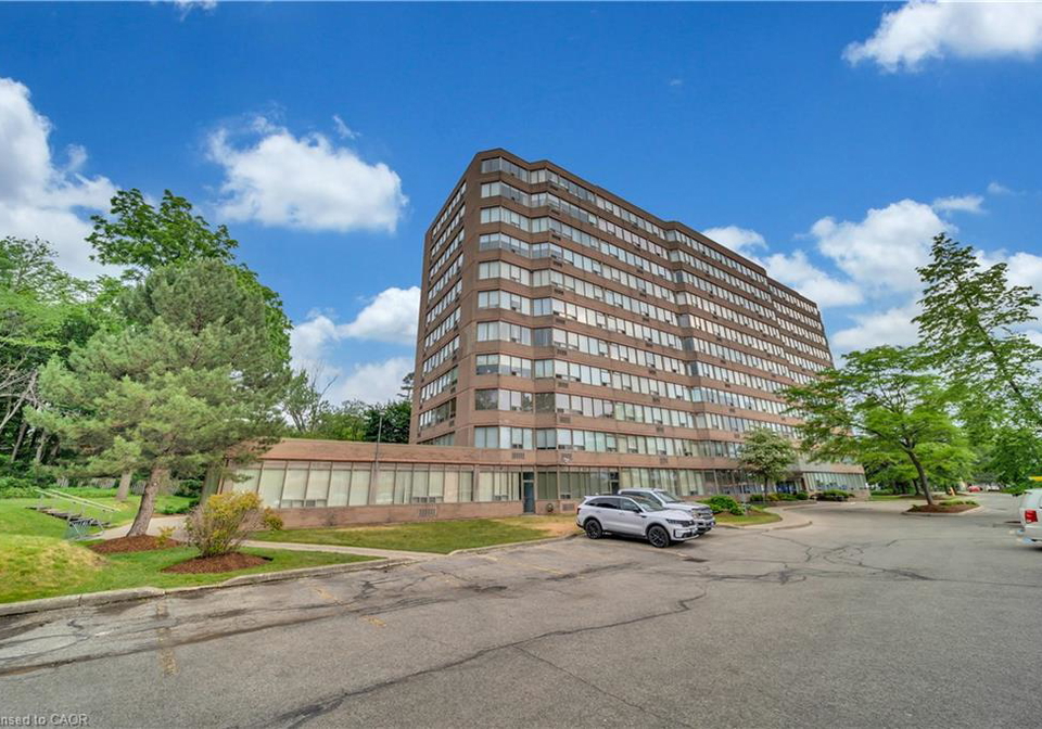 3227-king-street-e-kitchener-ontario-40812445