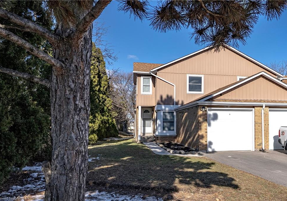 2185-fairchild-boulevard-burlington-ontario-40812460