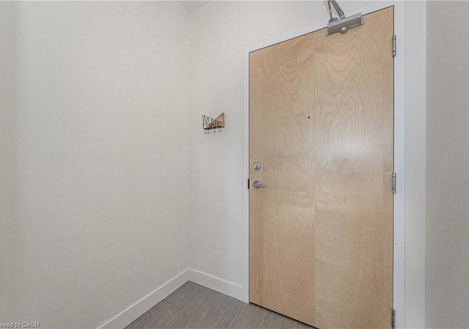 100-garment-street-kitchener-ontario-40812557