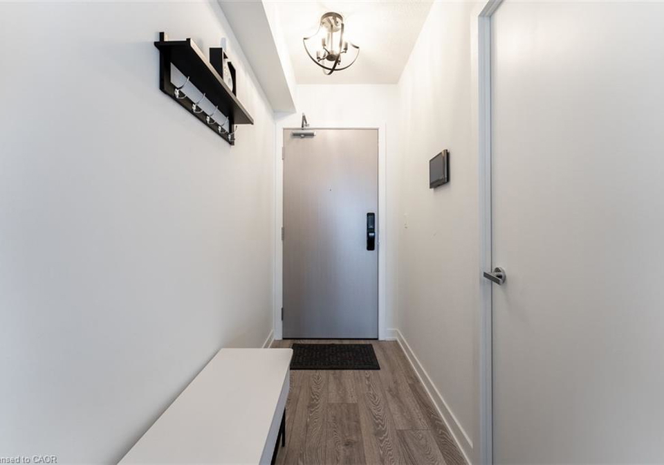 3210-dakota-common-burlington-ontario-40812569