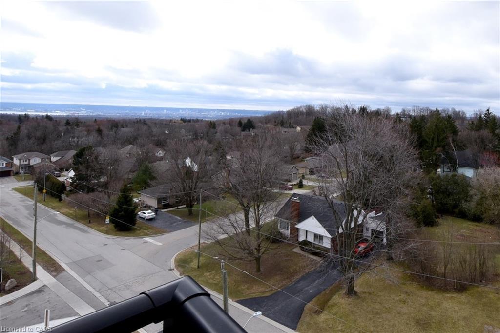 30-hamilton-street-s-waterdown-ontario-40812574