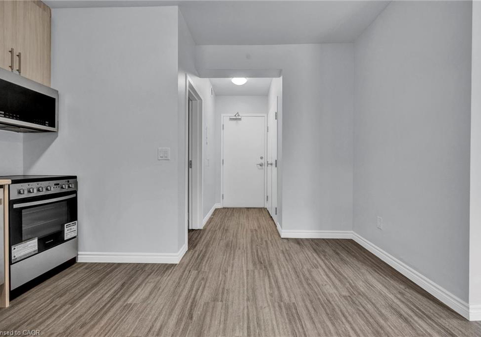 13-water-street-cambridge-ontario-40812698