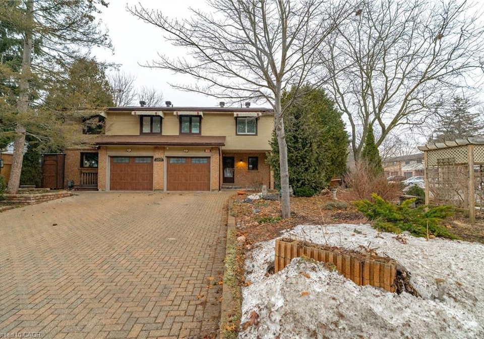 380-churchill-court-waterloo-ontario-40812726