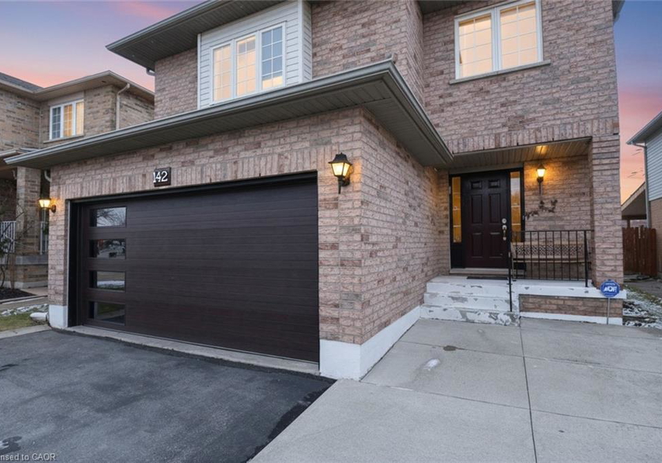 142-hawkswood-trail-hamilton-ontario-40812731