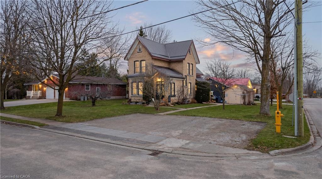 19-adam-street-seaforth-ontario-40812739