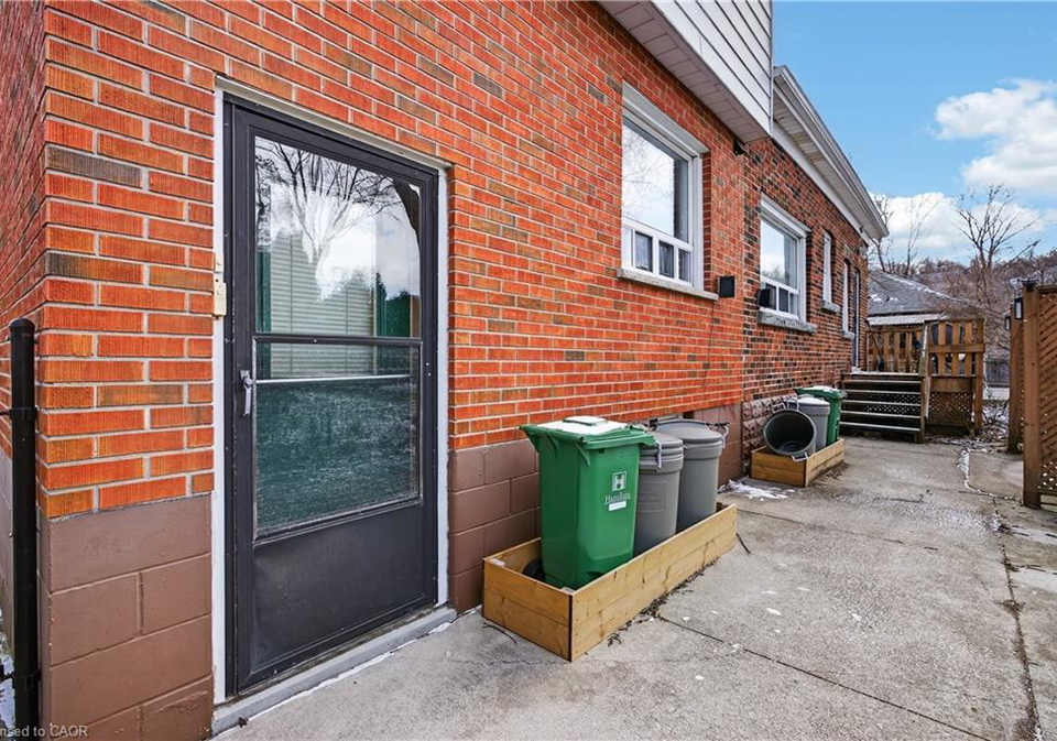150-ewen-road-hamilton-ontario-40812869
