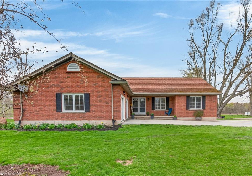 8151-highway-3-highway-dunnville-ontario-40812873