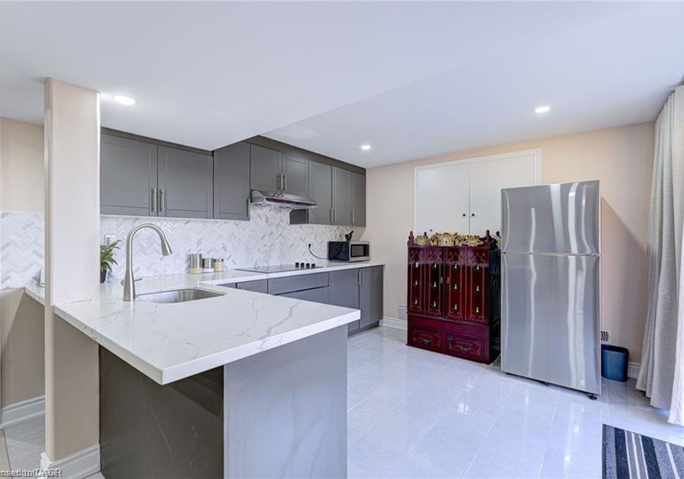 184-edgar-bonner-avenue-guelph-ontario-40812880