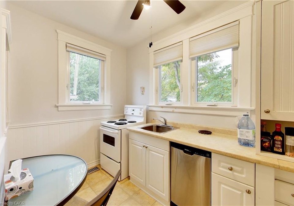 1-122-forsyth-street-sarnia-ontario-40812881