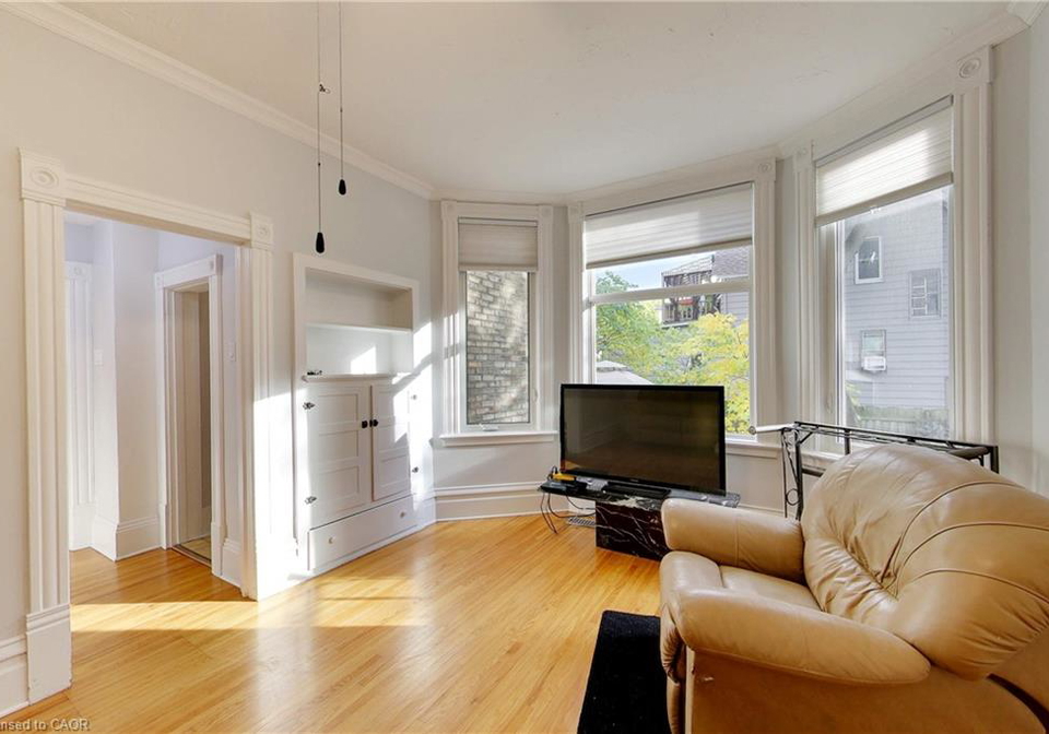 1-122-forsyth-street-sarnia-ontario-40812881