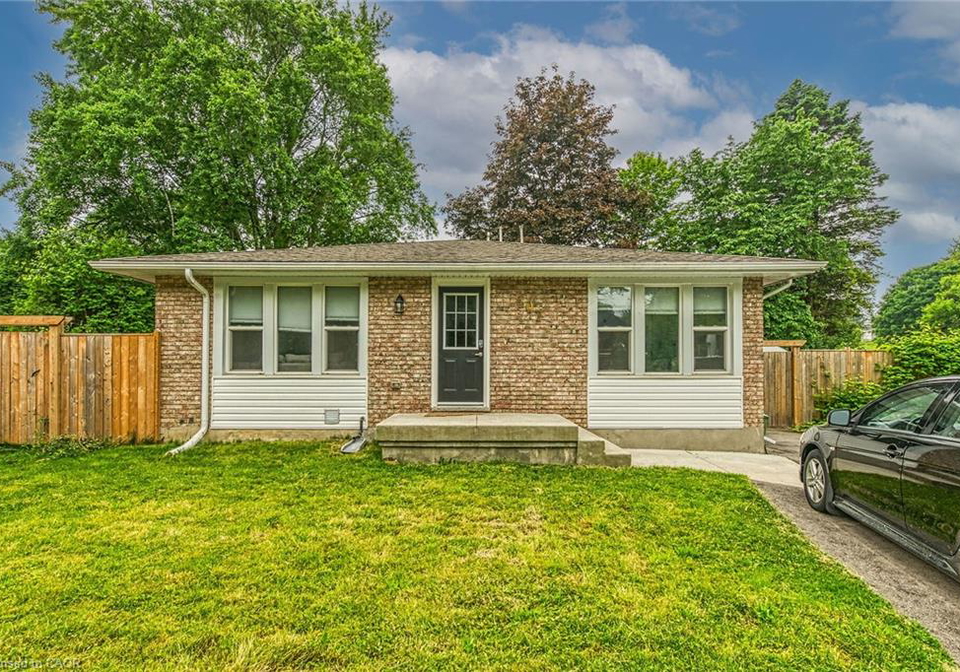 407-castlegrove-place-london-ontario-40812897