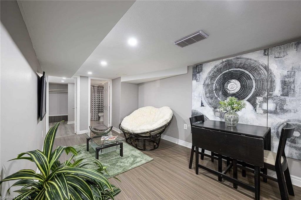28-lottridge-street-hamilton-ontario-40812912
