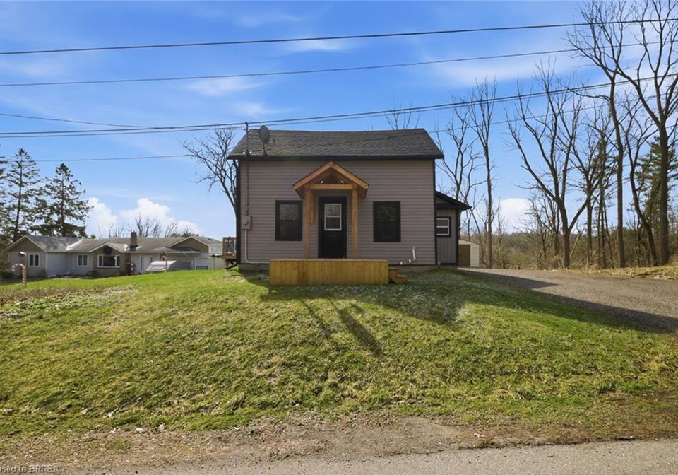 11-malcolm-street-oakland-ontario-40812920