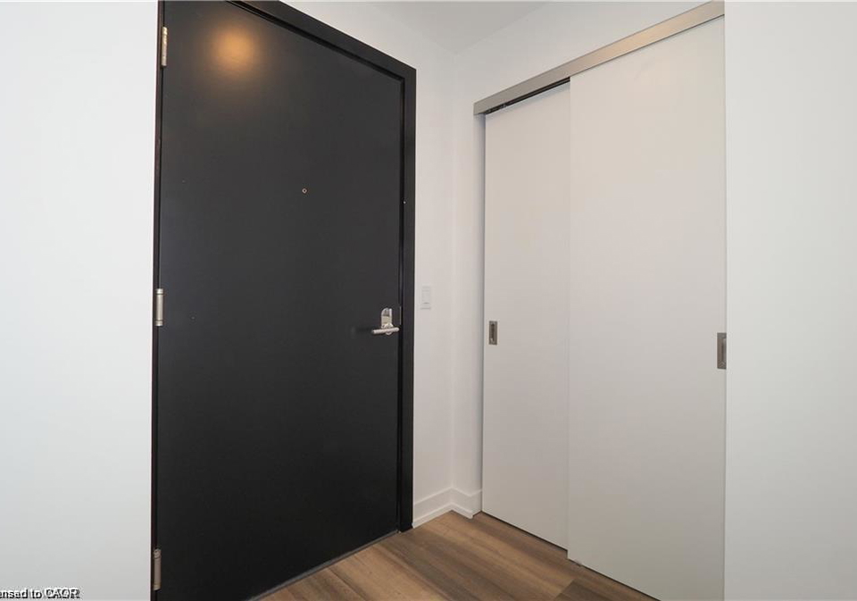 15-wellington-street-s-kitchener-ontario-40812929