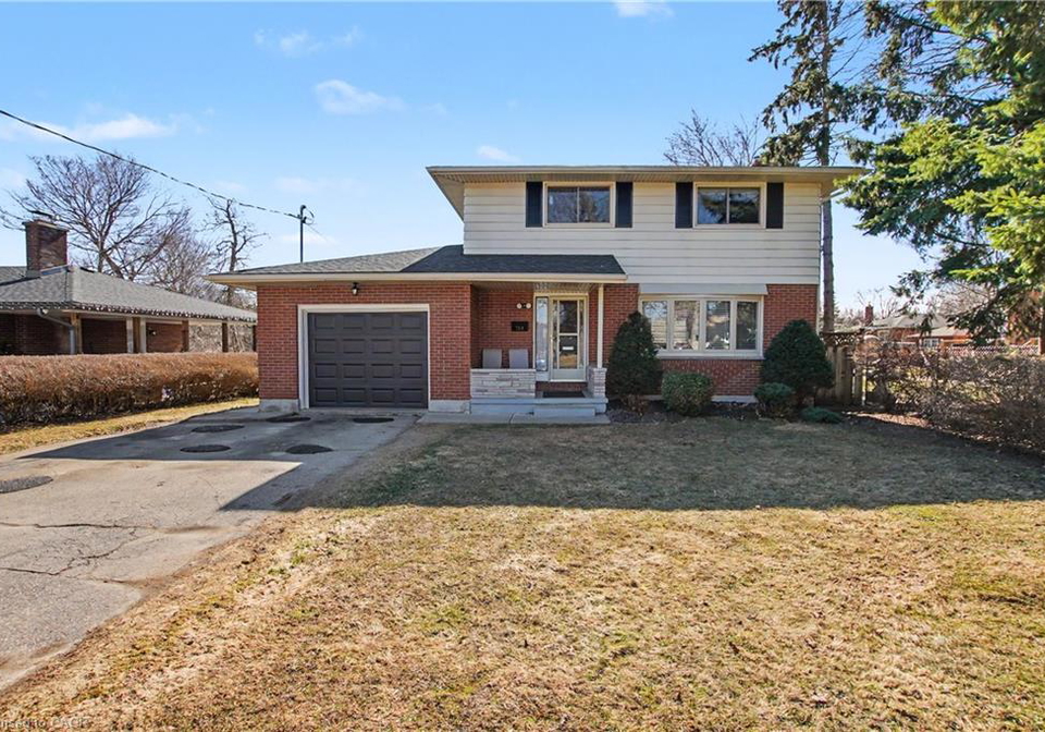 144-avondale-road-cambridge-ontario-40812955