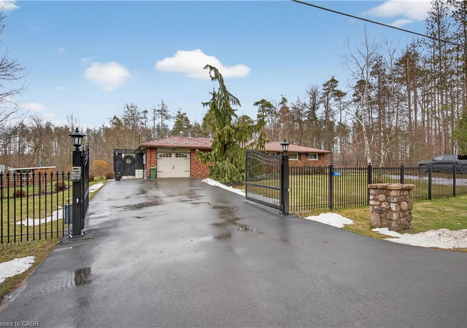 484-concession-11-road-e-flamborough-ontario-40812966