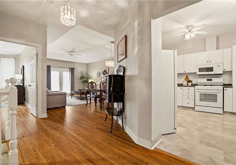89-muskoka-drive-glanbrook-ontario-40813011