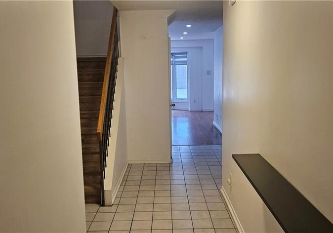 1039-cedarglen-gate-mississauga-ontario-40813024
