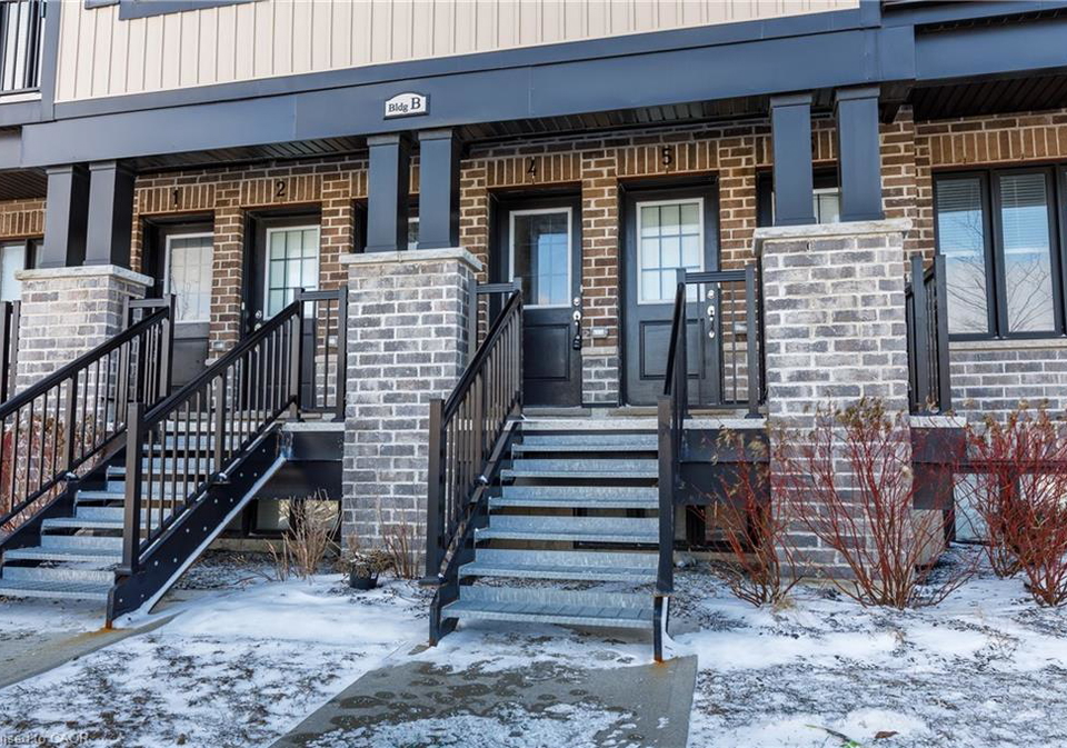 160-rochefort-street-kitchener-ontario-40813100
