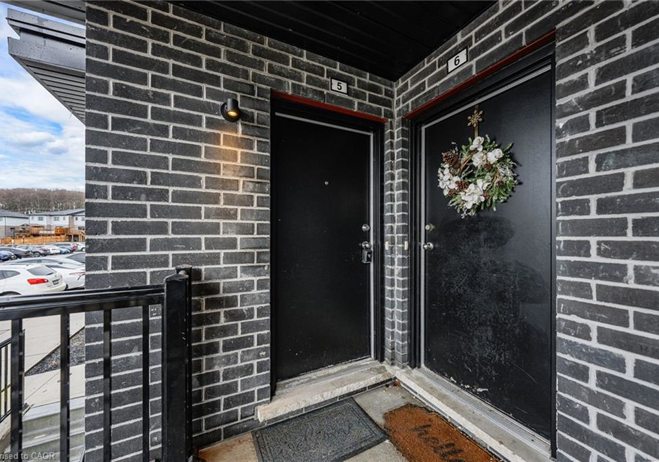 235-chapel-hill-drive-kitchener-ontario-40813166