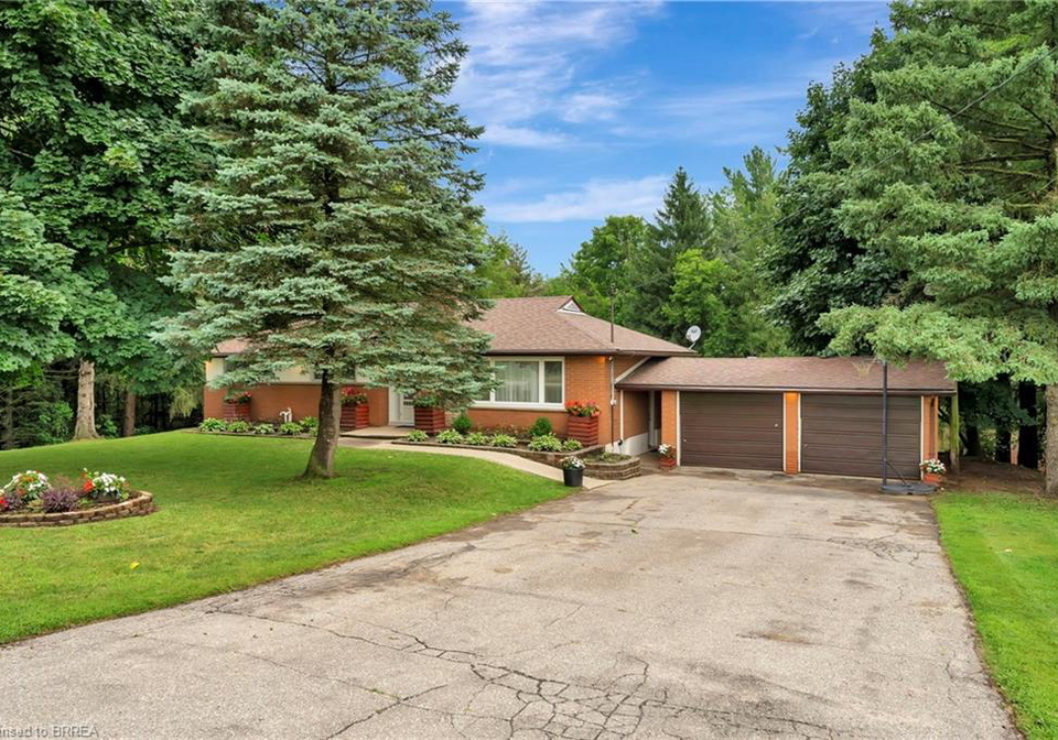 4-sixth-concession-road-burford-ontario-40813168