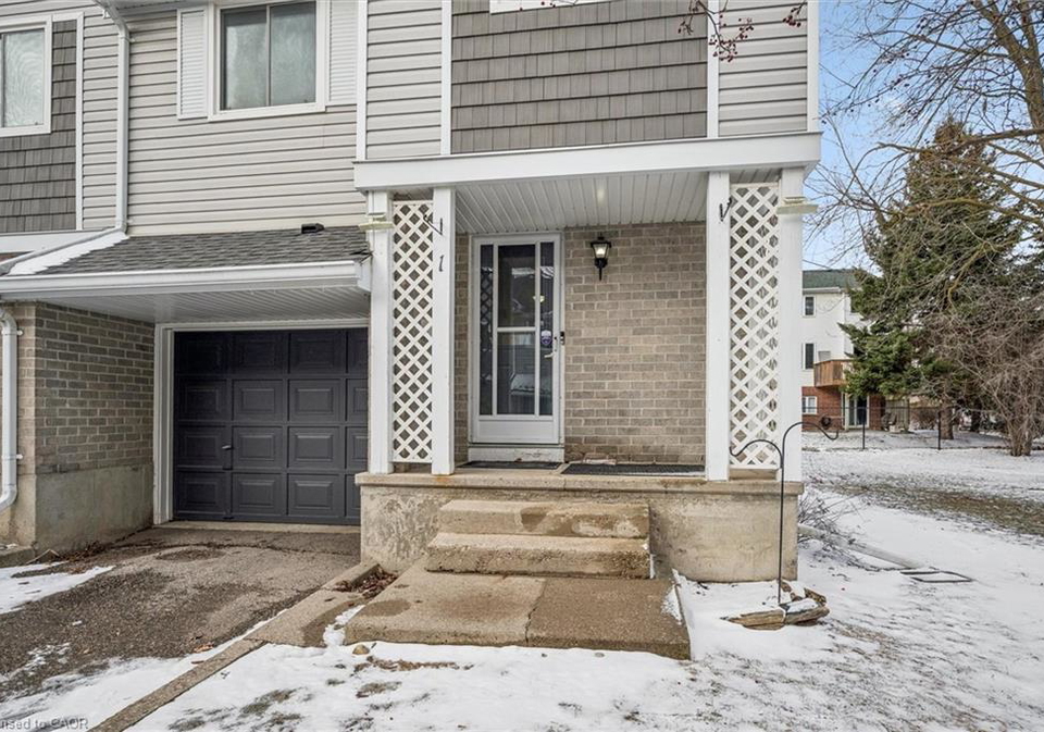 54-green-valley-drive-kitchener-ontario-40813235