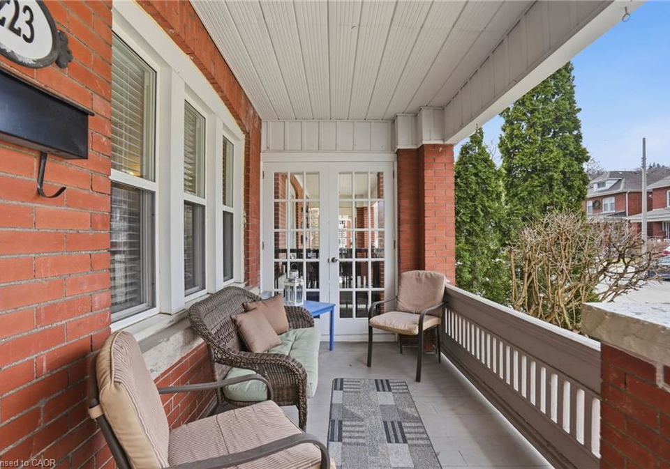 223-park-row-s-hamilton-ontario-40813285