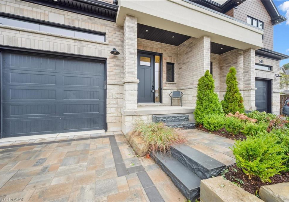548-peach-blossom-court-kitchener-ontario-40813294
