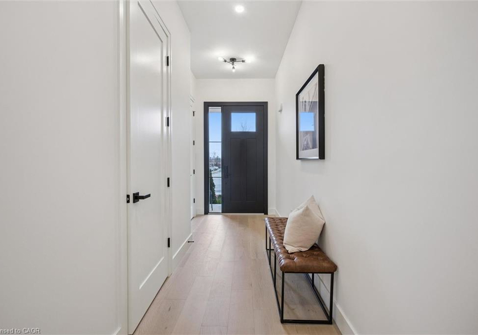 548-peach-blossom-court-kitchener-ontario-40813294